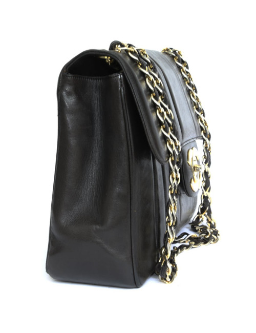 CHANEL Vintage Jumbo Brown