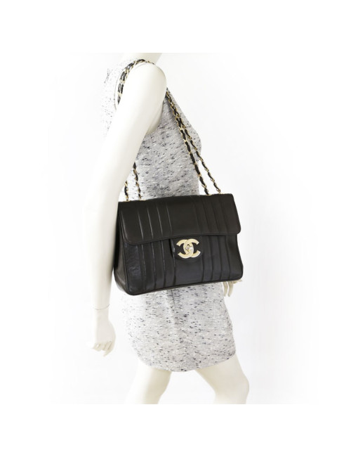 CHANEL Vintage Jumbo Brown