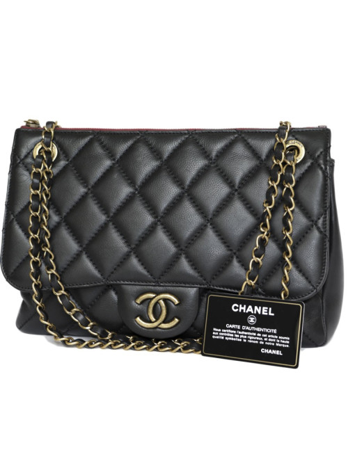 Sac CHANEL cuir matelassé noir