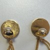 Clips CHANEL couture and collector gold earrings