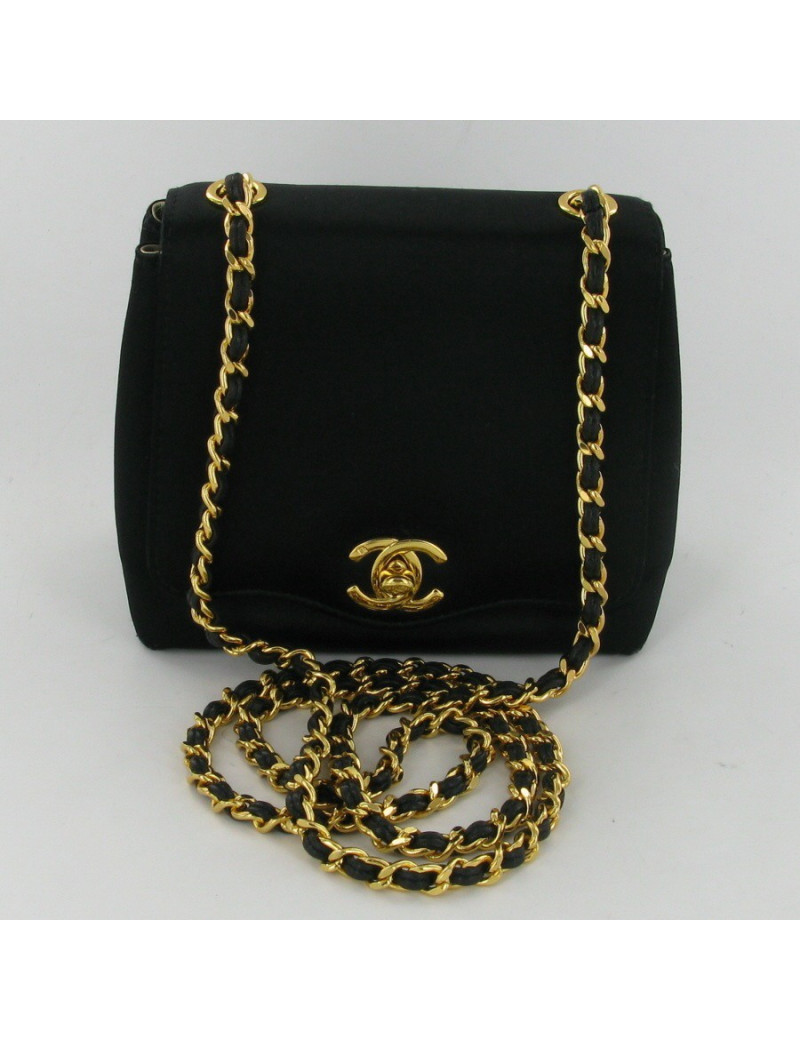Petit sac en satin vintage CHANEL