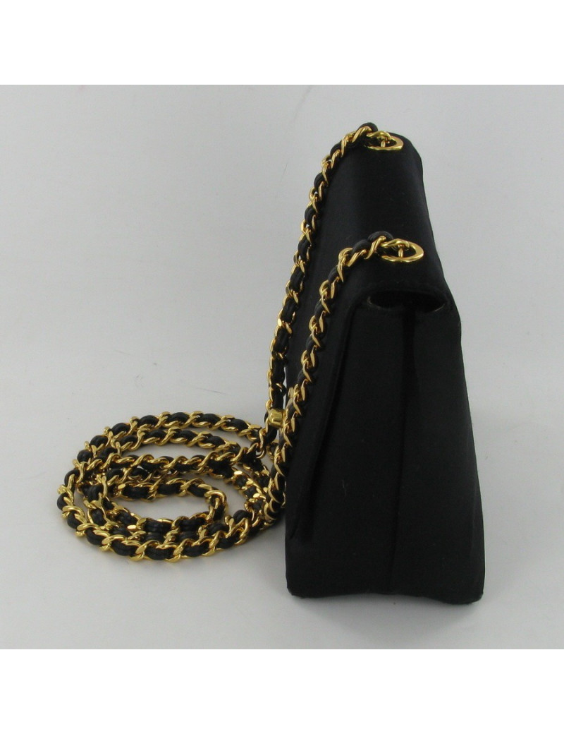 Petit sac en satin vintage CHANEL