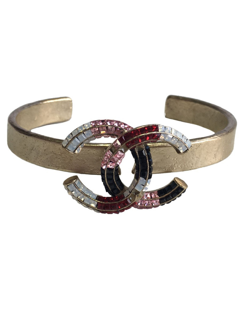 Bracelet CHANEL en métal doré or pâle et CC serti de strass