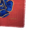 Châle CHANEL en laine et soie rouge, bleu, vert et or