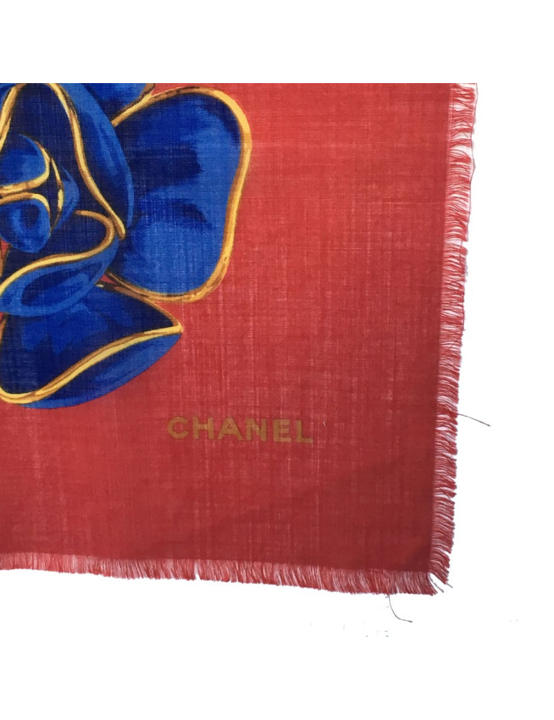Châle CHANEL en laine et soie rouge, bleu, vert et or