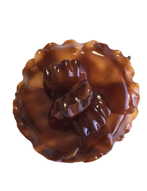 Broche CHANEL façon écaille de tortue marron