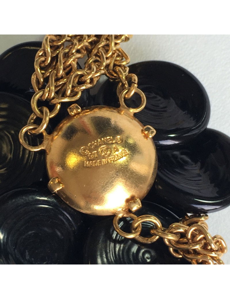 CHANEL Couture necklace qith gilded metal chain and black Camellia