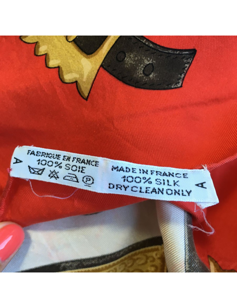 Carré HERMES  soie  Vintage