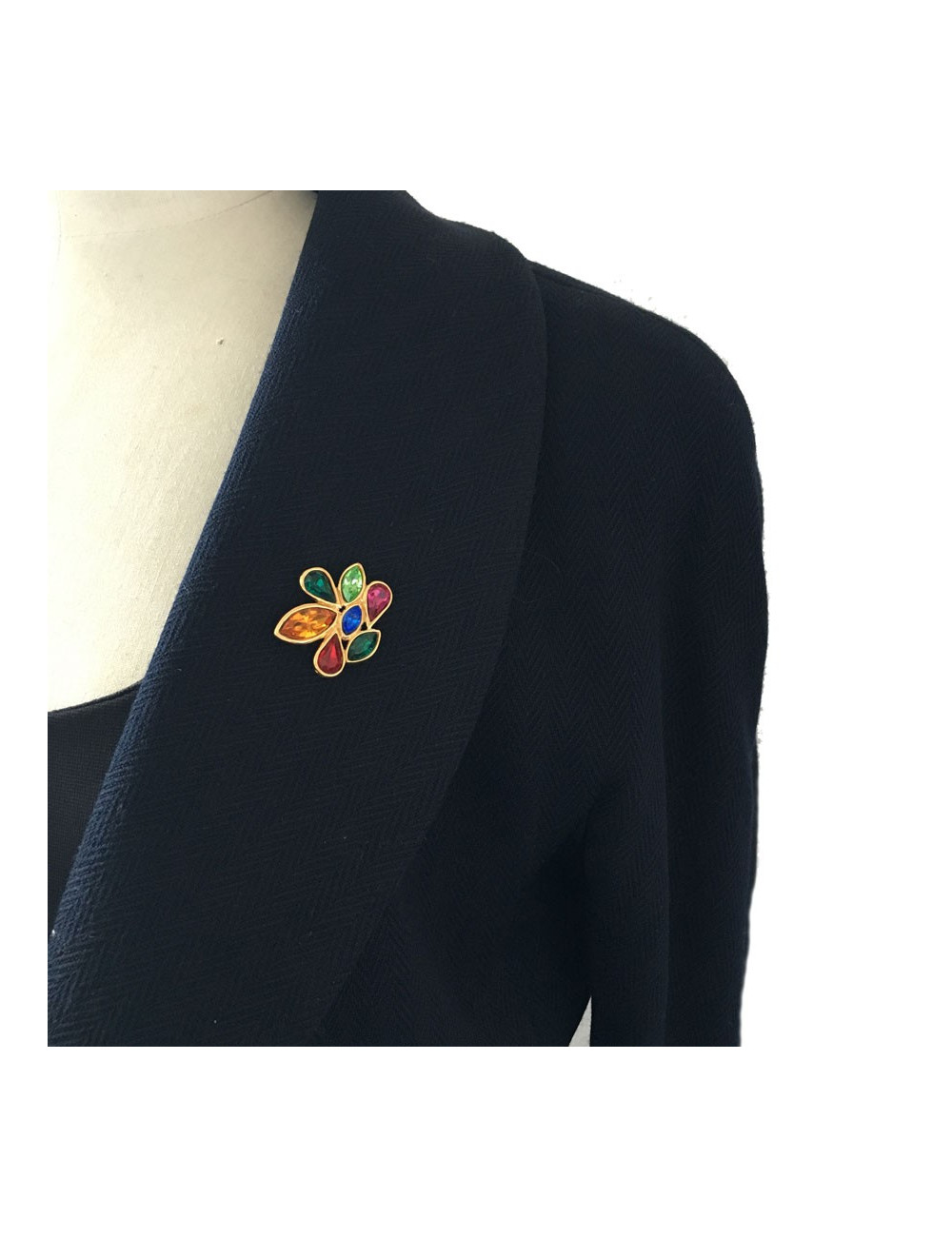 Pin’s YVES SAINT LAURENT multicolore