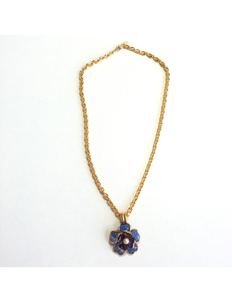 Collier MARGUERITE de VALOIS Fleurette en pâte de verre couleur saphir