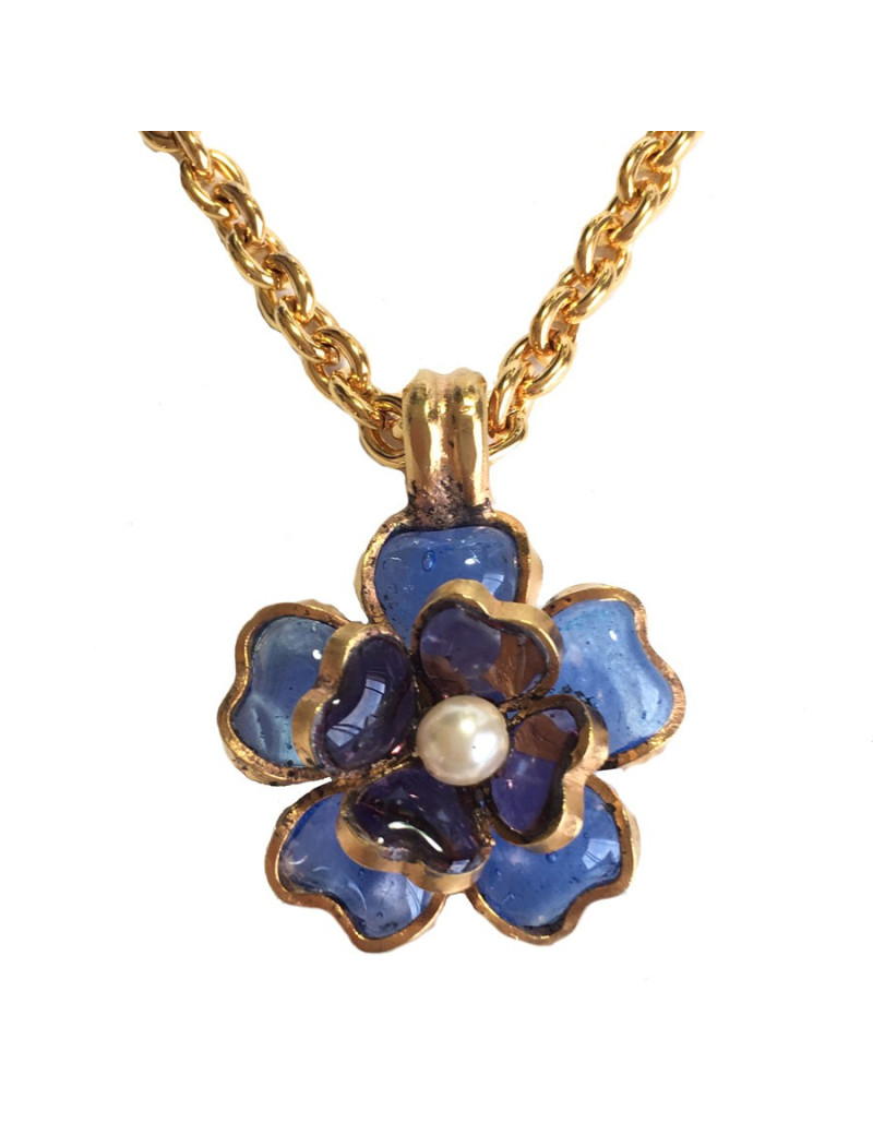 Collier MARGUERITE de VALOIS Fleurette en pâte de verre couleur saphir