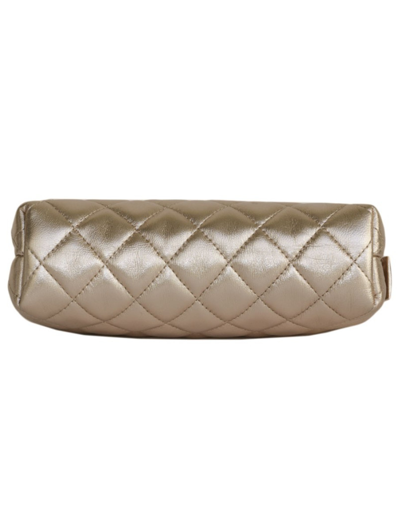 CHANEL shiny powder pink quilted leather wallet