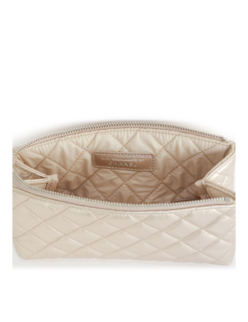 CHANEL shiny powder pink quilted leather wallet