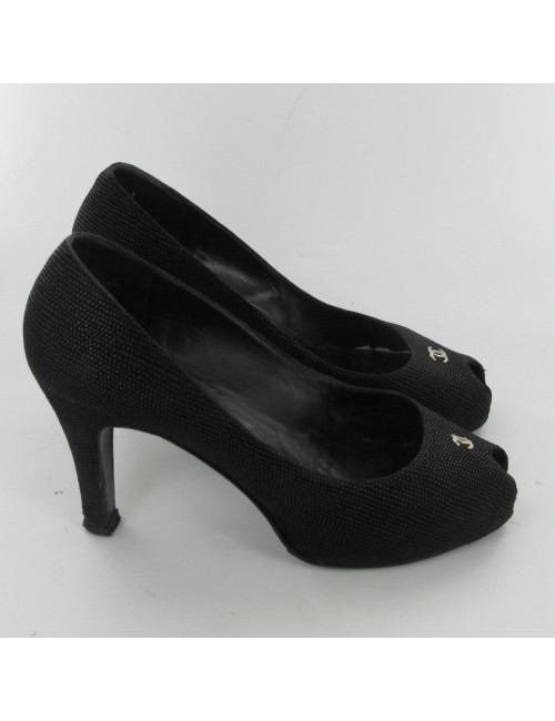 Escarpins noirs T36.5 CHANEL