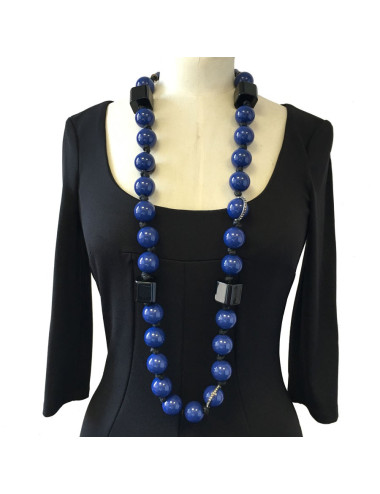 LANVIN blue beaded necklace 2