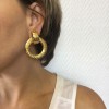 Boucles d'oreille clips CHANEL pendantes vintage dorés