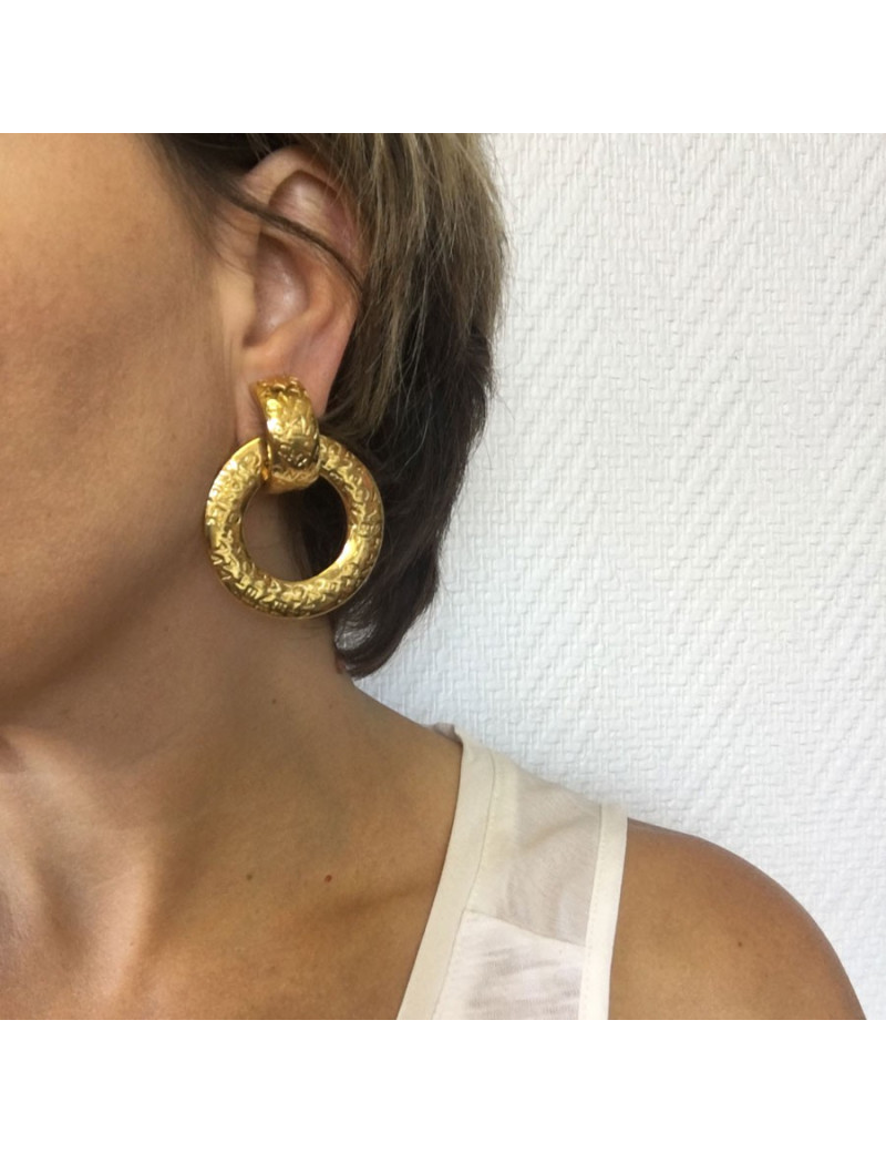 Boucles d'oreille clips CHANEL pendantes vintage dorés