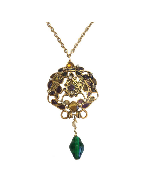 Pendentif MARGUERITE de VALOIS en métal or vieilli, pâte de verre et strass