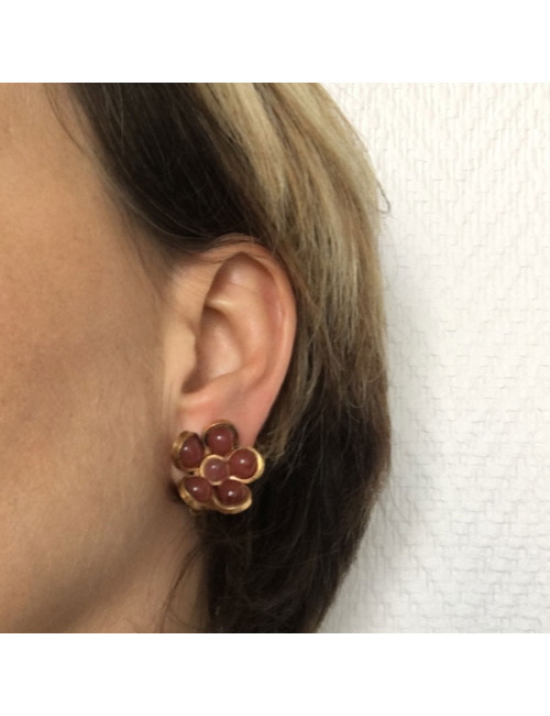 Boucles d'oreille Clips MARGUERITE de VALOIS fleurette en pâte de verre couleur vieux rose