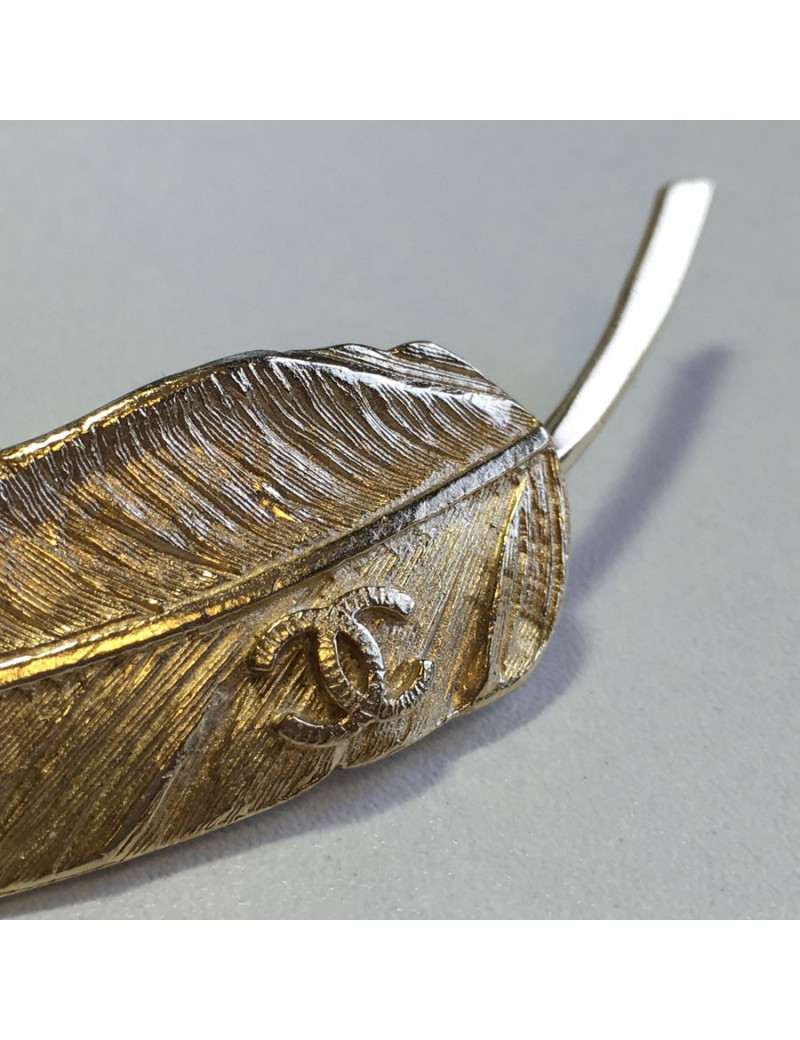 xxx Broche CHANEL plume dorée