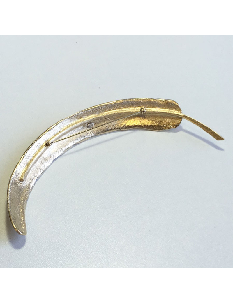 xxx Broche CHANEL plume dorée