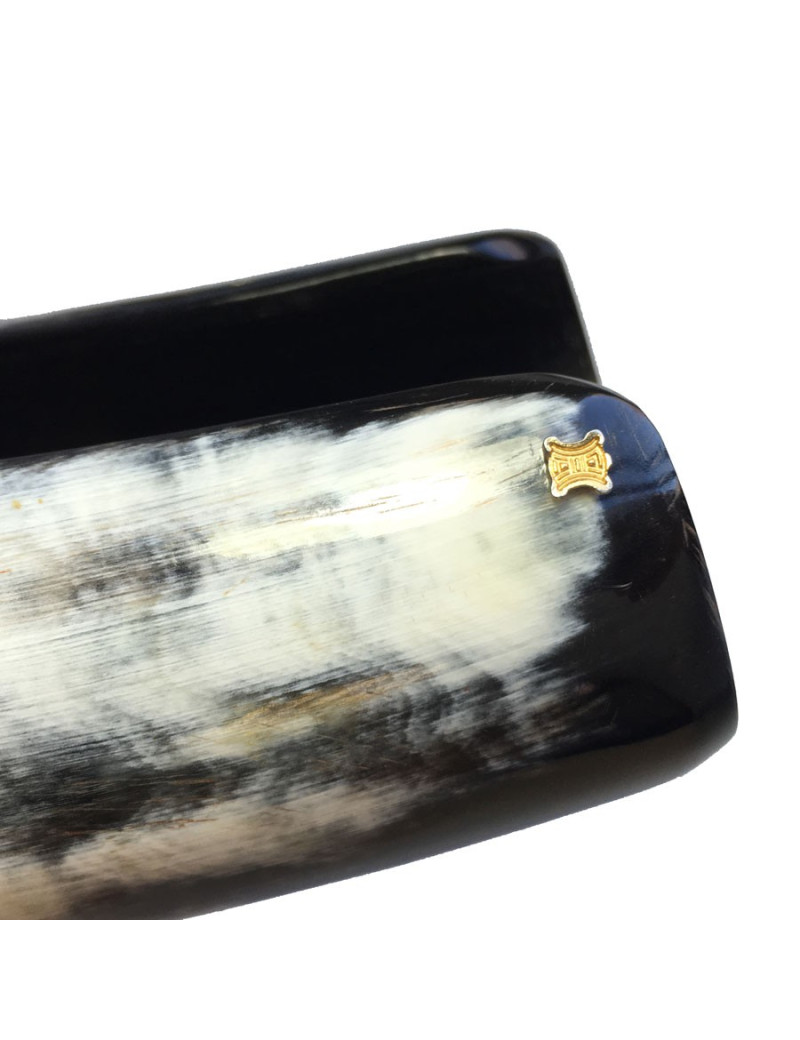 Manchette CELINE en corne noire 