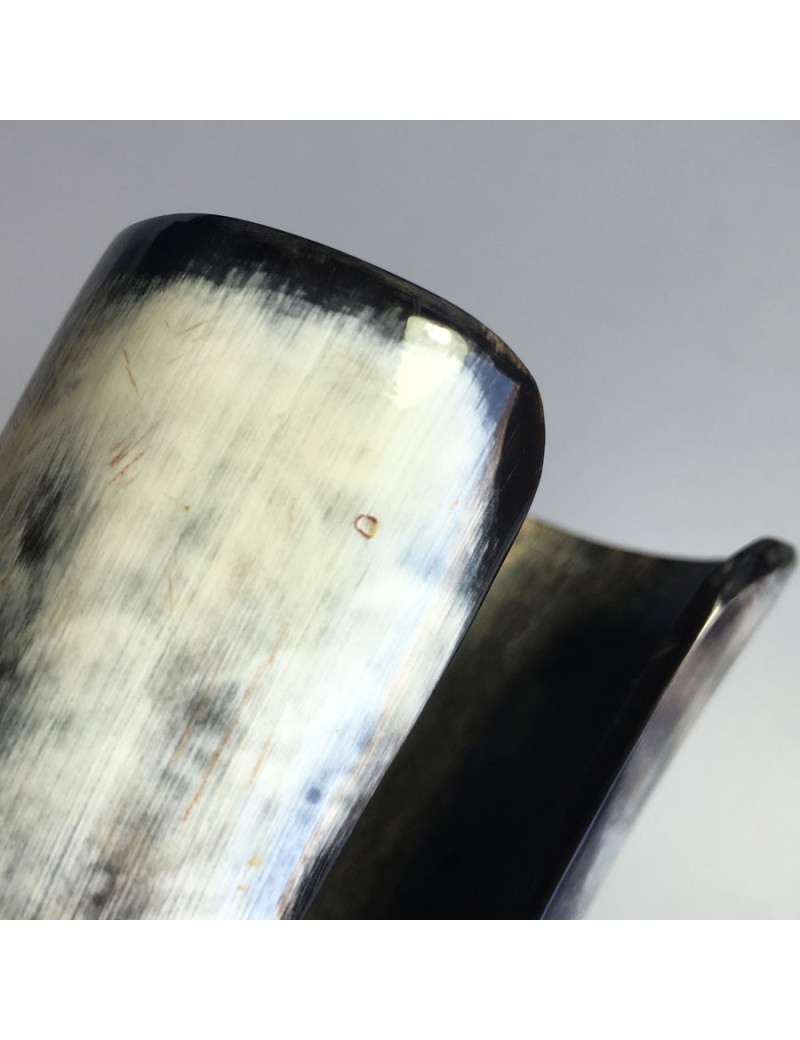 Manchette CELINE en corne noire 