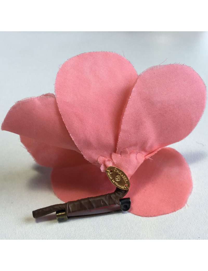 CHANEL camellia brooch in pink silk