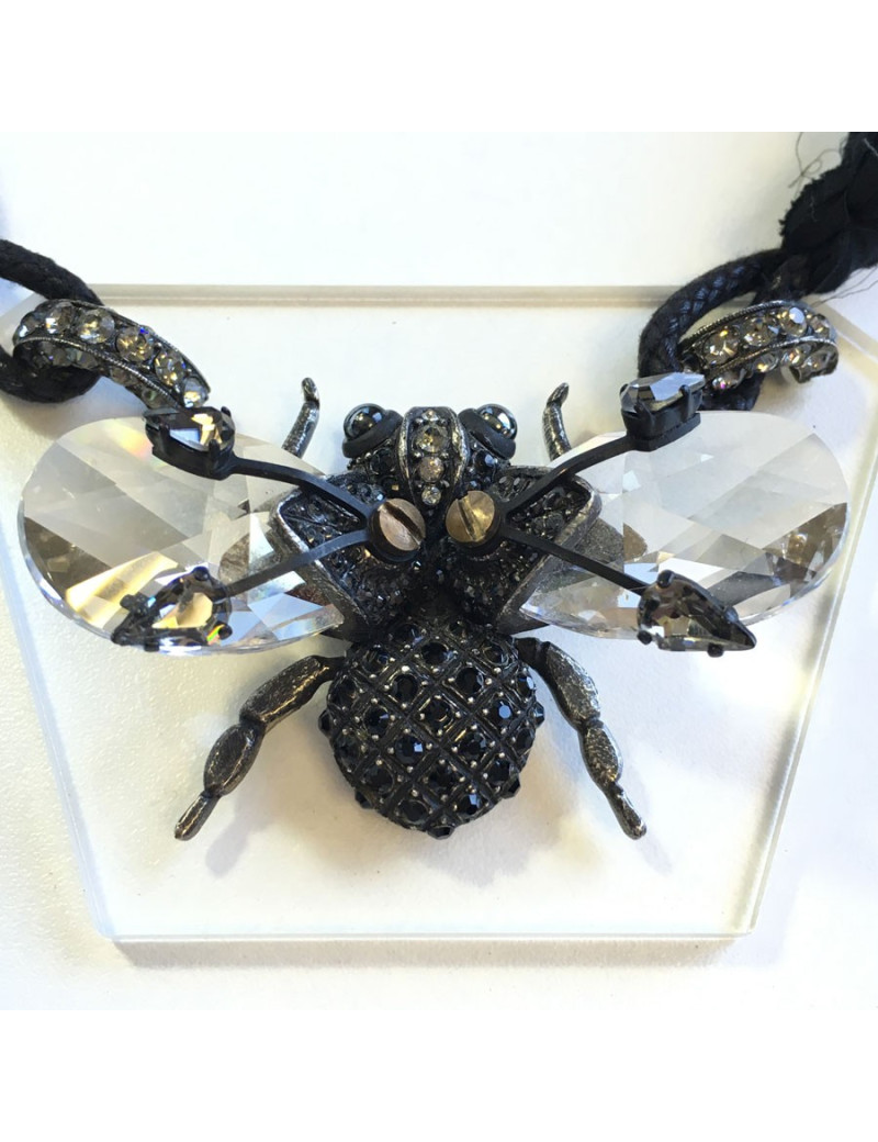 Collier LANVIN insecte en cristaux de swarovski et strass