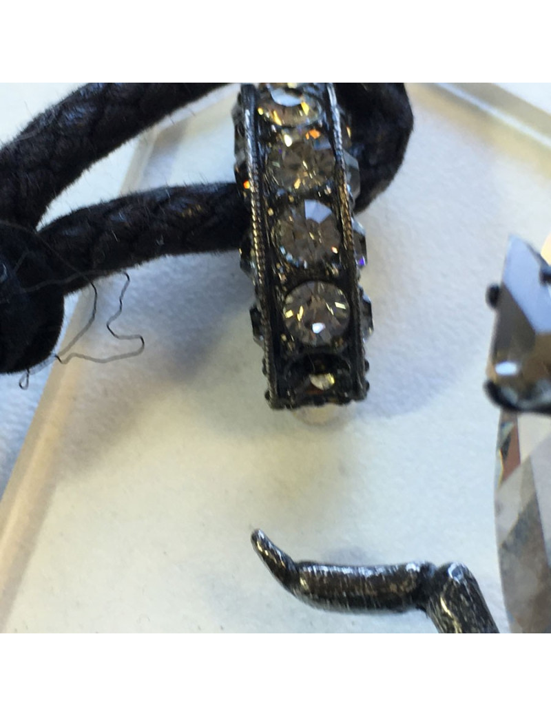 Collier LANVIN insecte en cristaux de swarovski et strass