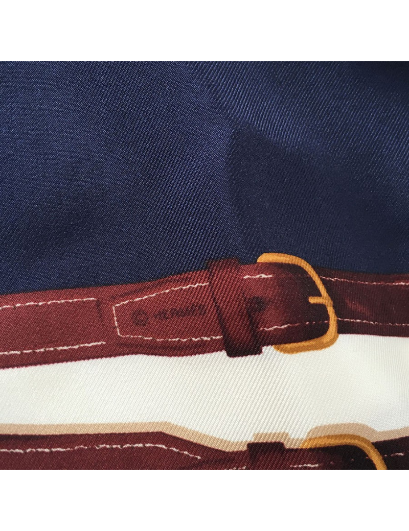 Foulard HERMES en soie ivoire, bordeaux et bleu