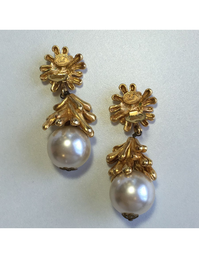 Clips CHRISTIAN LACROIX vintage pendants gold and Pearly Pearl