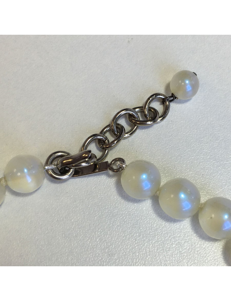 Collier CHANEL perles claires