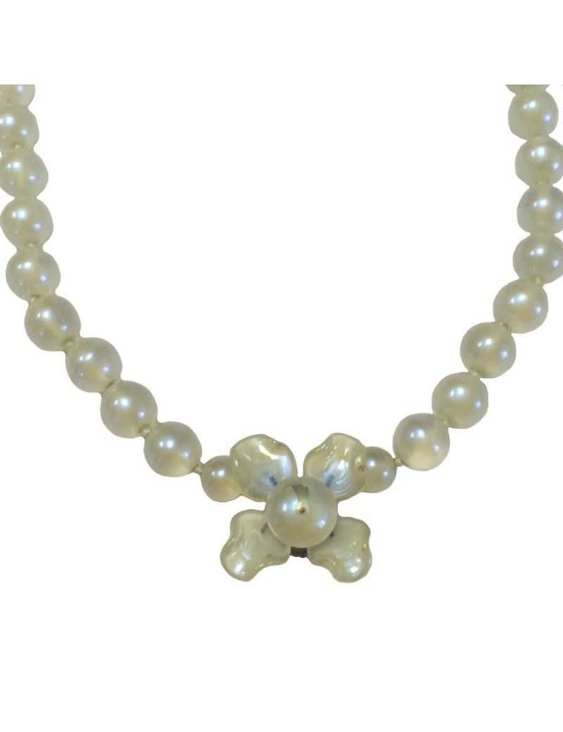 Collier CHANEL perles claires