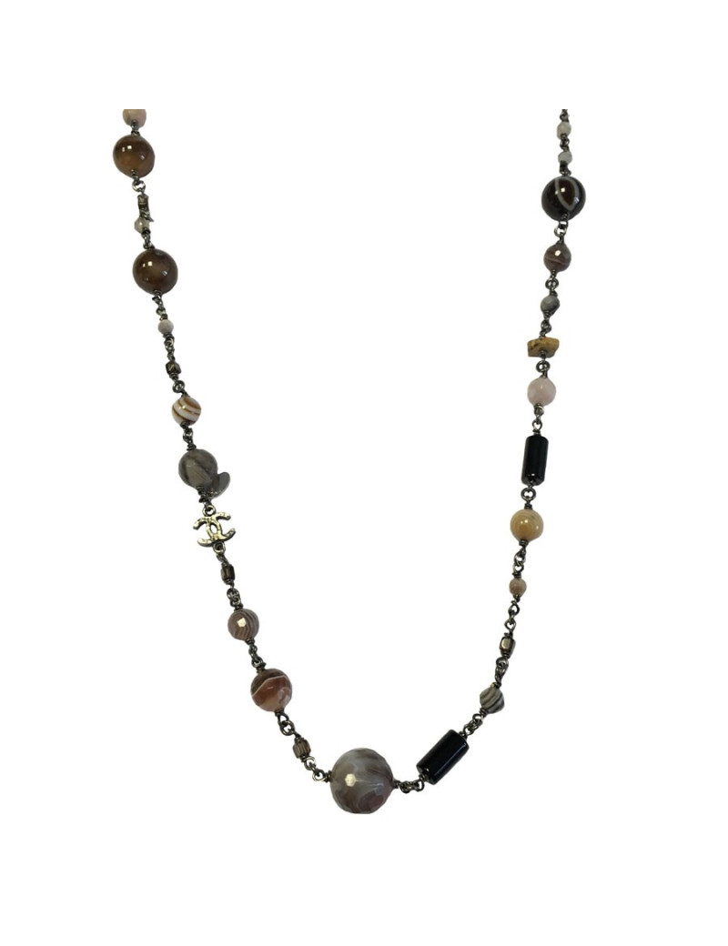 Sautoir CHANEL perles brunes, mauves et noires