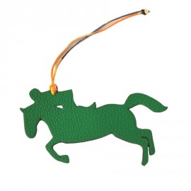 Charm HERMES cheval et jockey en cuir bicolore vert et marron