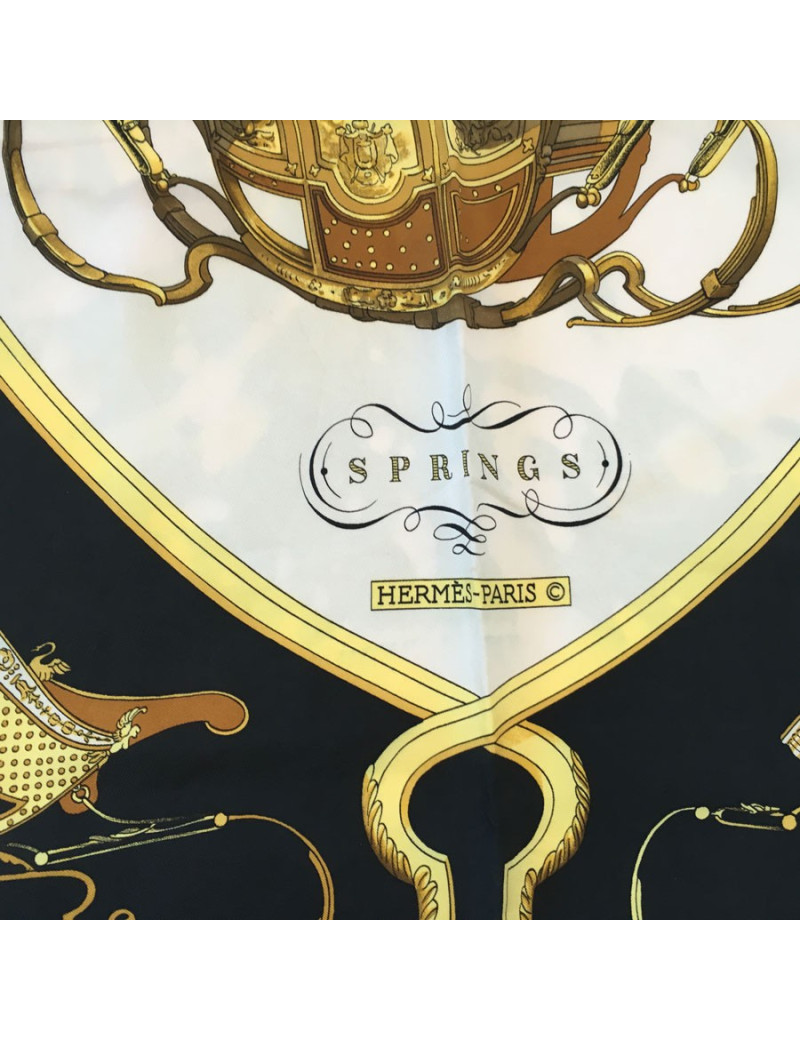 Carré HERMES "Springs" en soie noire et or