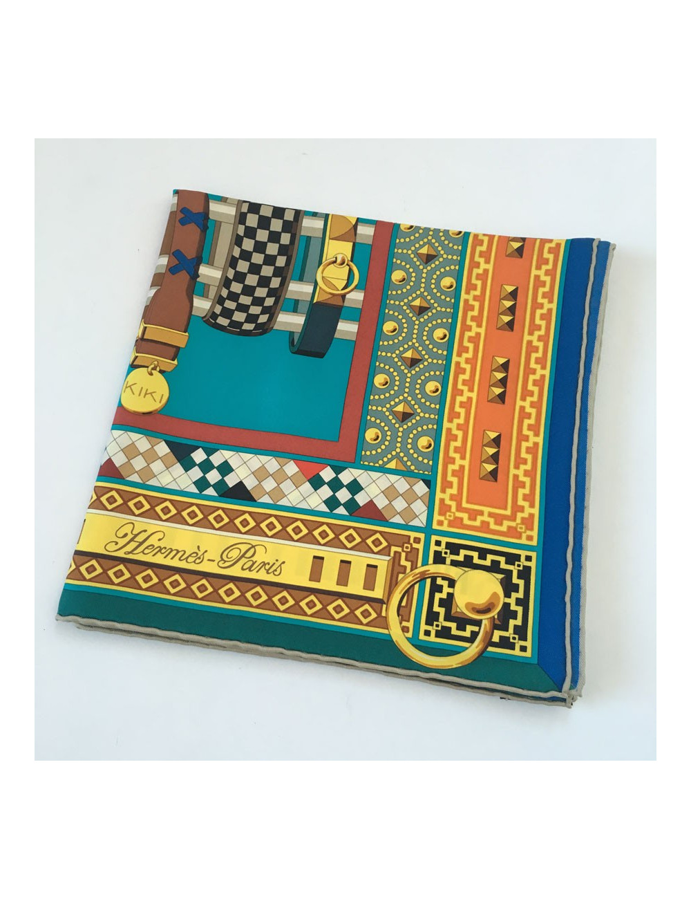 xxx Carré HERMES "Colliers de chiens" en soie multicolore