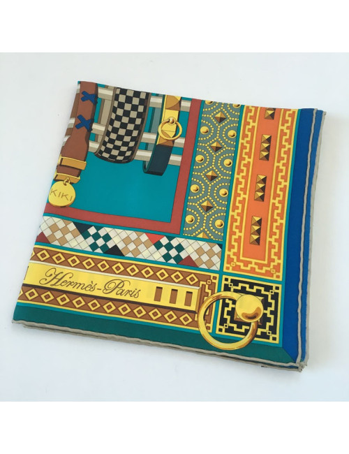 xxx Carré HERMES "Colliers de chiens" en soie multicolore