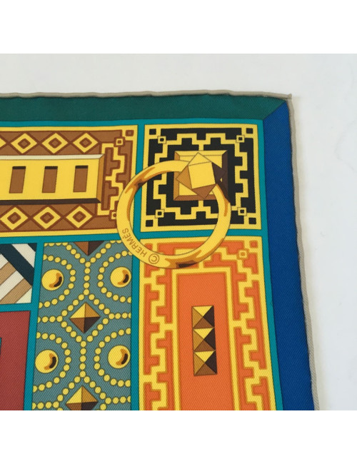 xxx Carré HERMES "Colliers de chiens" en soie multicolore