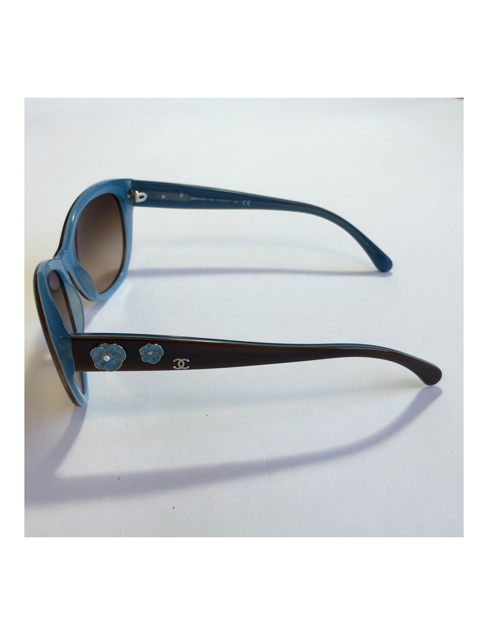 Lunettes de soleil CHANEL en plexi bicolore marron et bleu