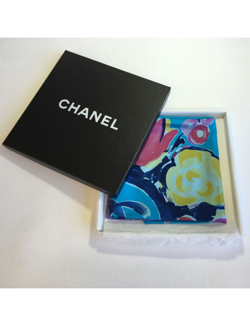 xxx Foulard CHANEL "Cote d'azur" en soie bleue
