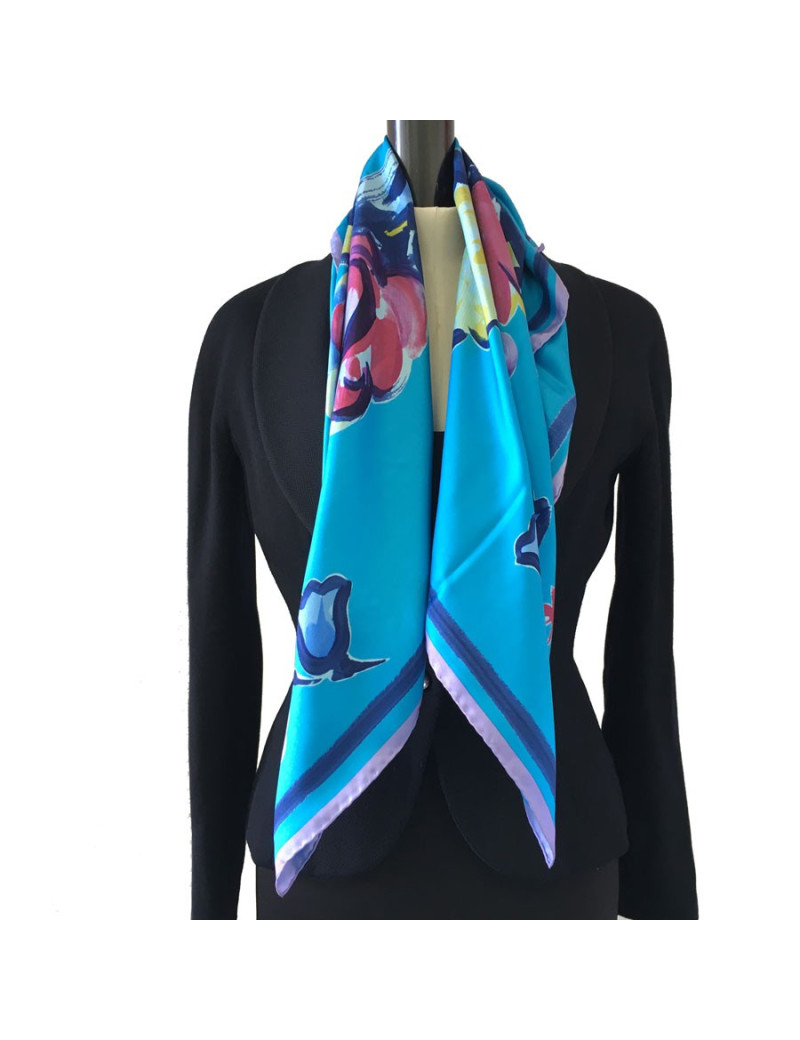 xxx Foulard CHANEL "Cote d'azur" en soie bleue