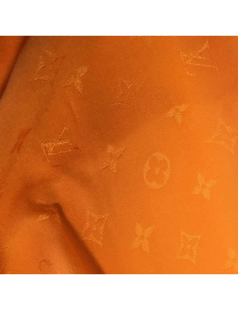 Foulard LOUIS VUITTON en soie orange