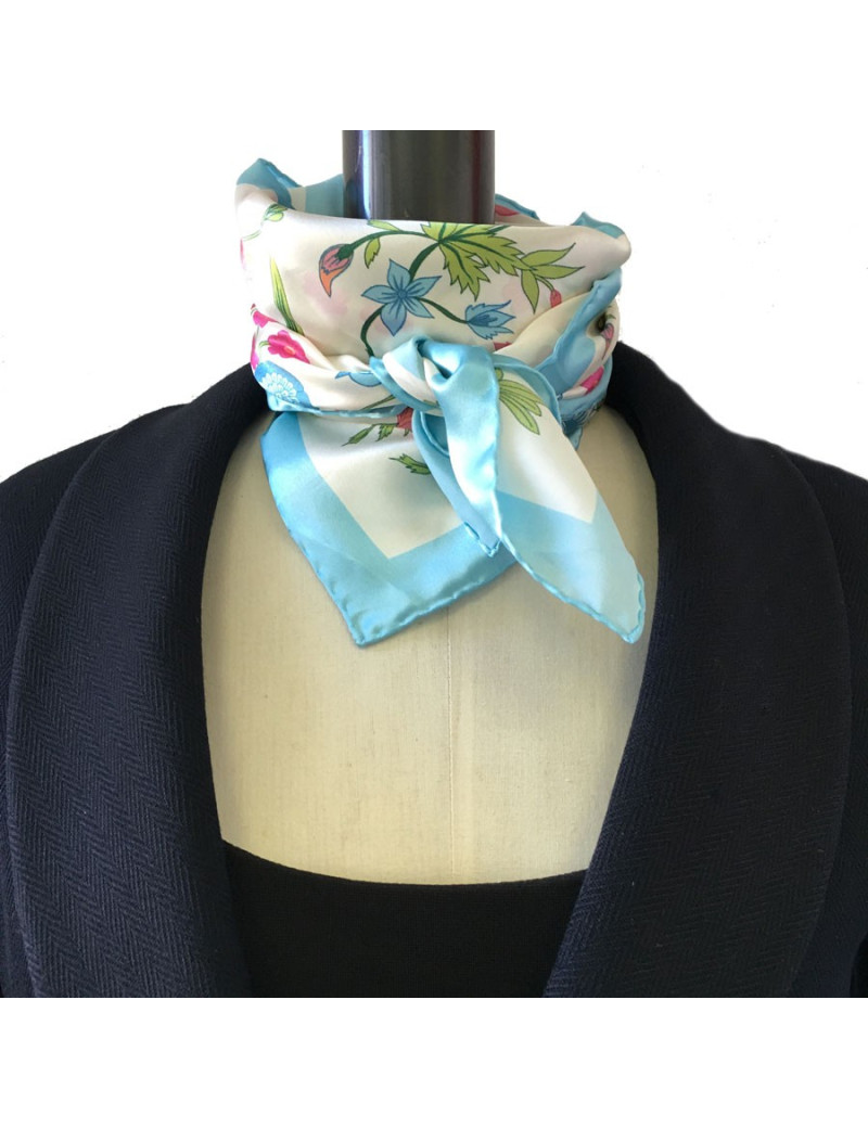 Foulard DIOR en soie bleu et ivoire