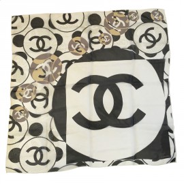 CHANEL scarf in grey silk and silver son