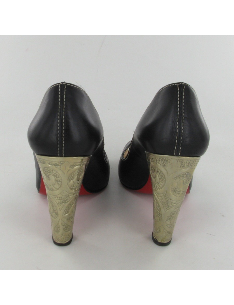 Escarpins T37.5 LOUBOUTIN