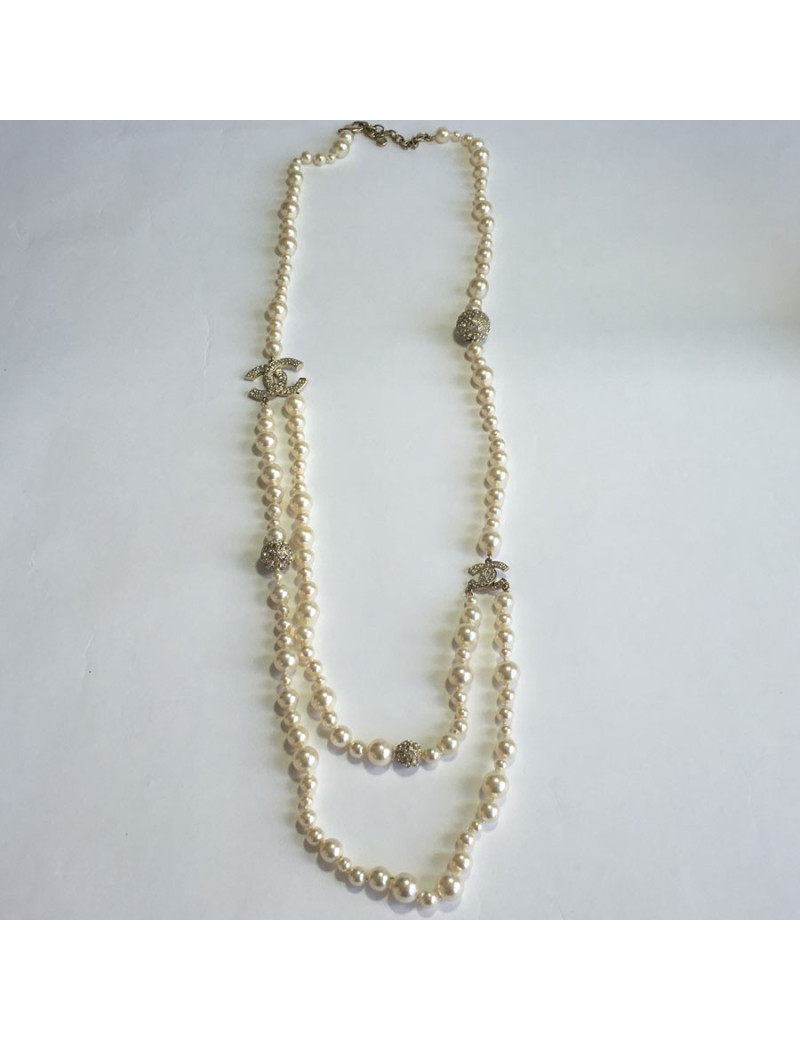 Sautoir CHANEL double en perles et strass
