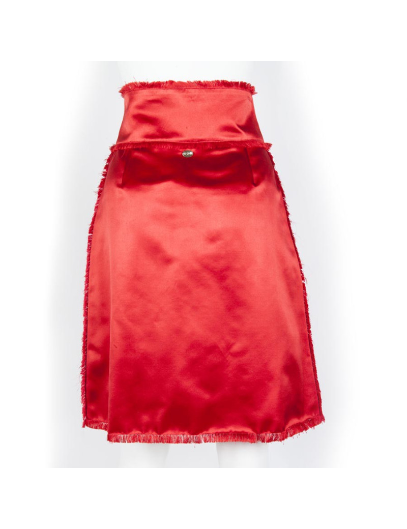 CHANEL T38 en red Duchess silk skirt