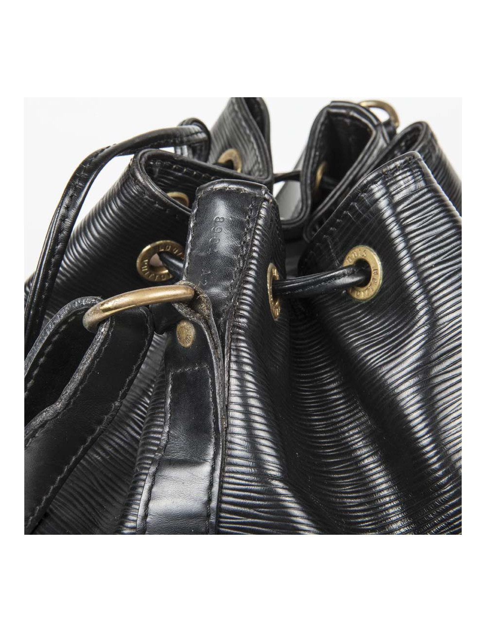 Sac à main Noé LOUIS VUITTON NM cuir épi noir